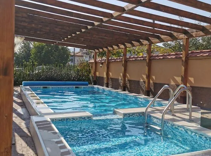 къща за гости рая Къща за гости Стрелча